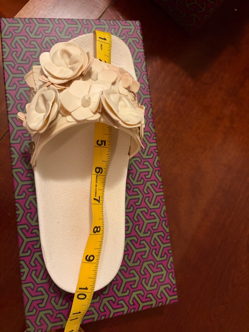 Authentic Tory Burch - Picture 9 of 10